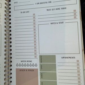 To Do Planner With food and water tracking etc